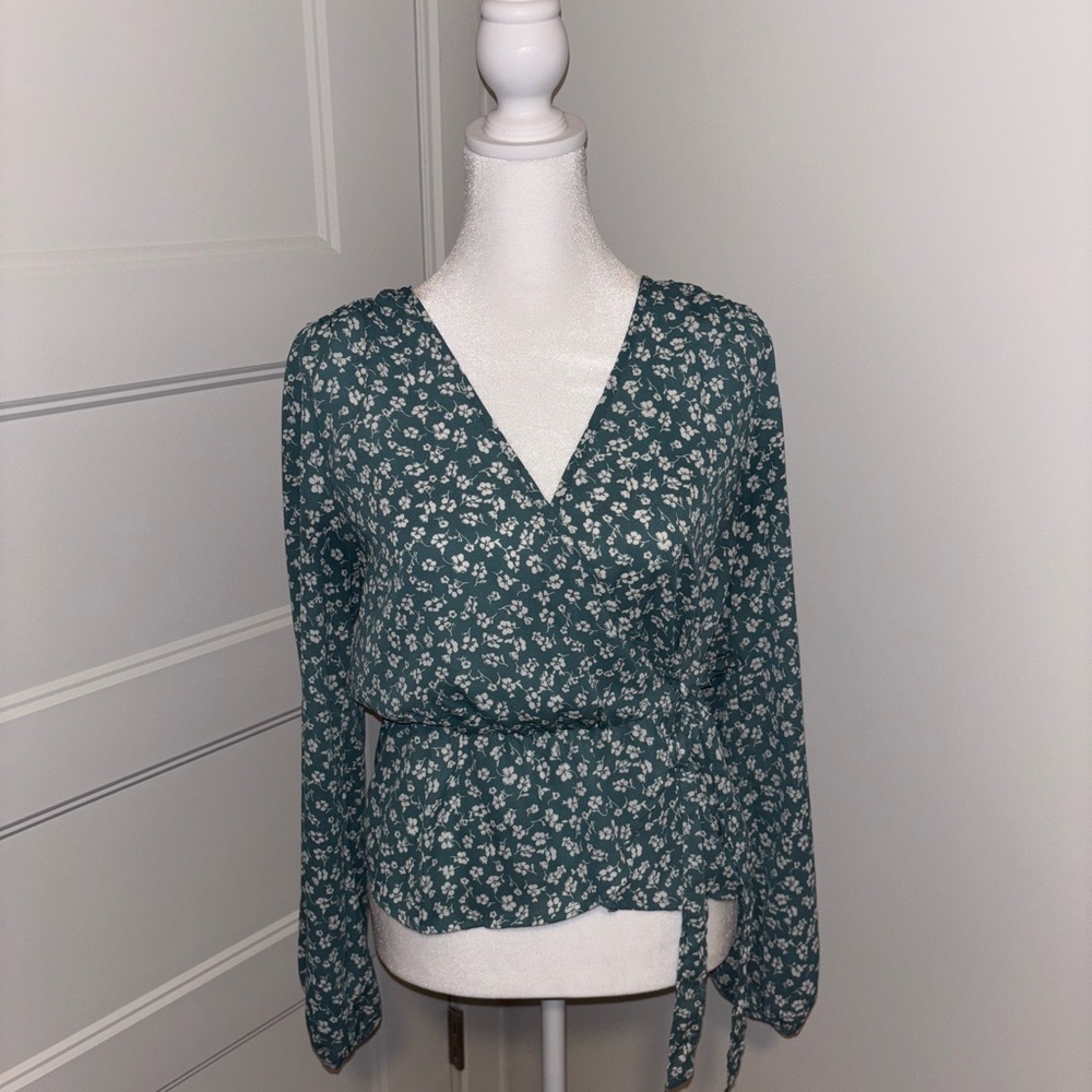 Floral V-Neck Wrap Top